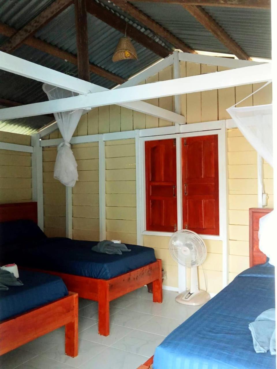 Don Som Riverside Guesthouse Ngoại thất bức ảnh