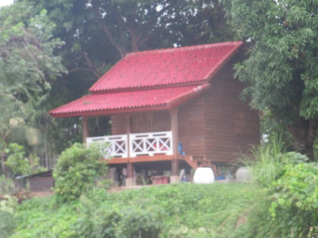 Don Som Riverside Guesthouse Ngoại thất bức ảnh