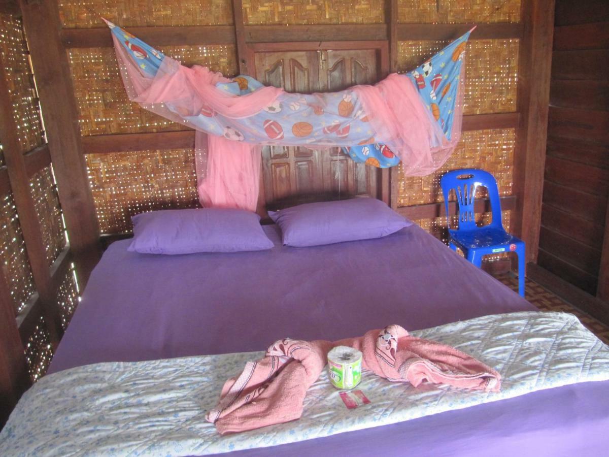 Don Som Riverside Guesthouse Ngoại thất bức ảnh